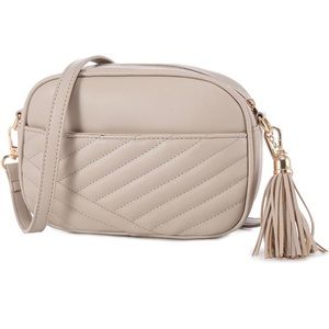 Never worn before Amazon bag. In perfect condition.